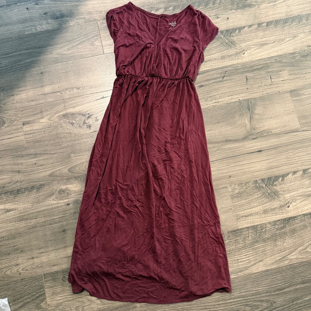 Isabel by Ingrid & Isabel Maternity Maxi Dress XS Burgundy V-Neck Empire Waist